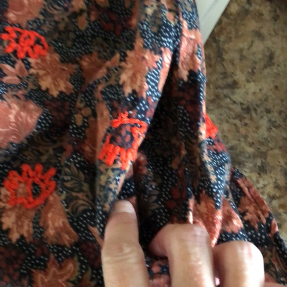 Zara Trafaluc Embroidered floral tunic - Picture 13 of 16